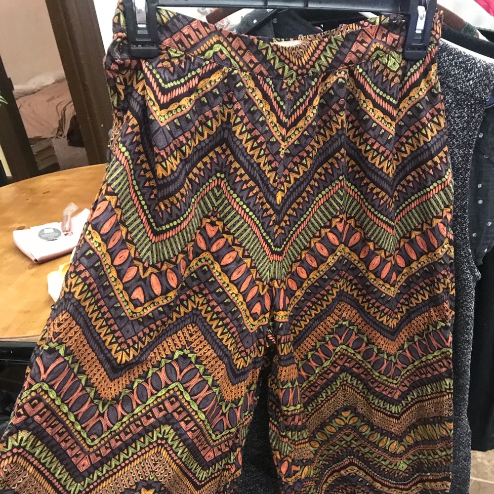 Forever 21 Batik Pattern Gaucho pants NWT